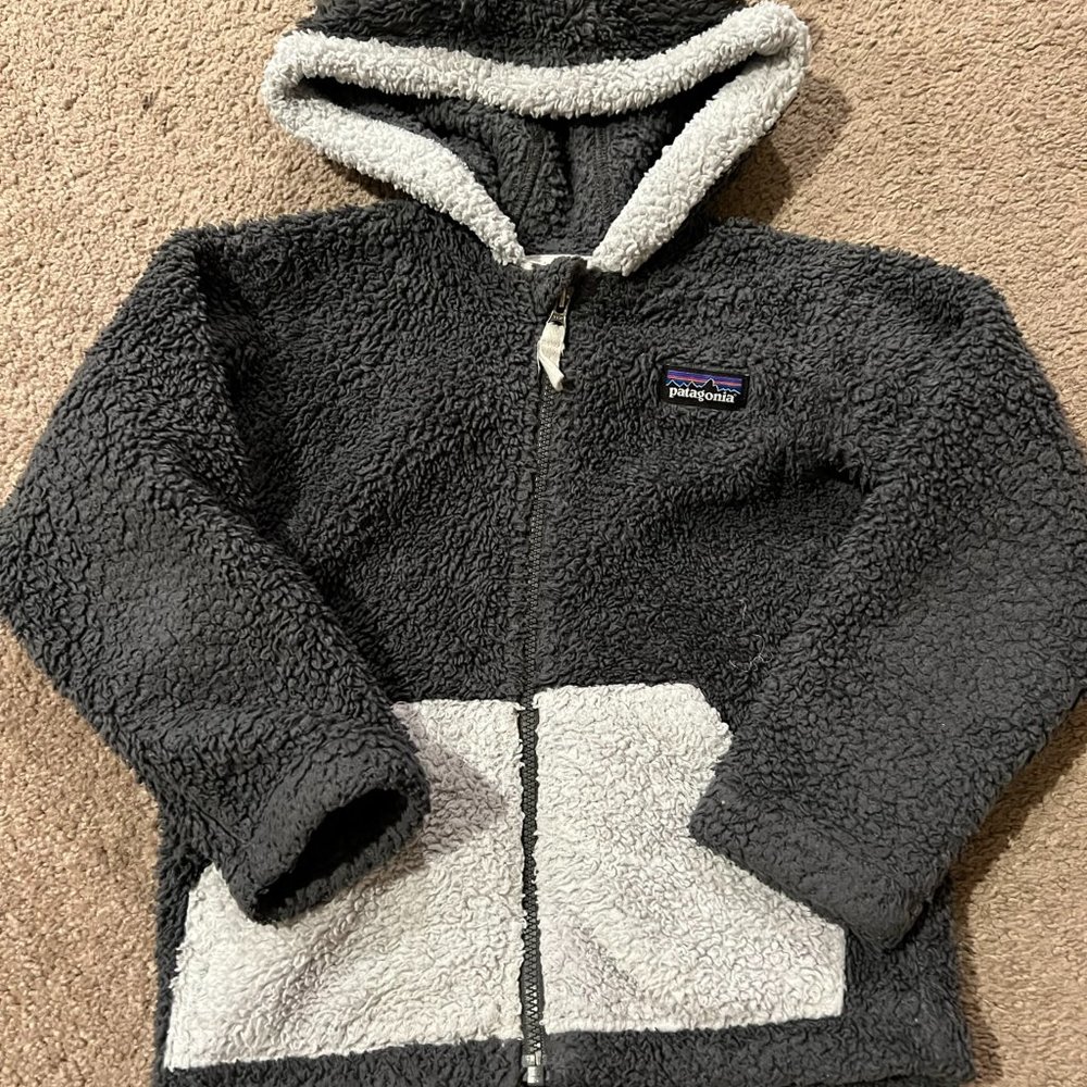 Patagonia 3 T Baby Furry Friends Hoody